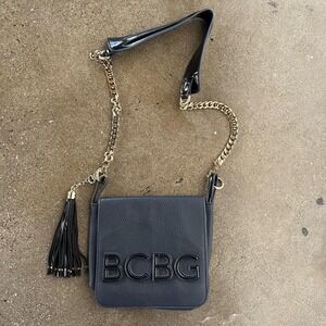 BCBG Paris Crossbody Bag Womens Small Black Faux Leather Tassel Chain Strap